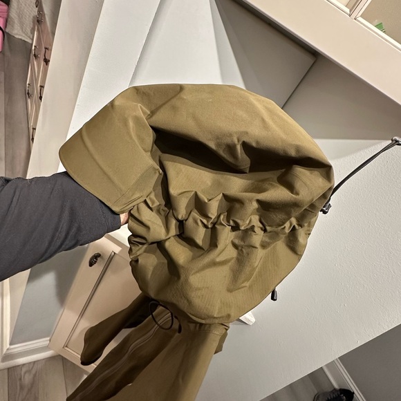 Arc’teryx Beta AR | Gortex Shell Rain Jacket | Men’s Medium | New Condition! - Picture 5 of 11